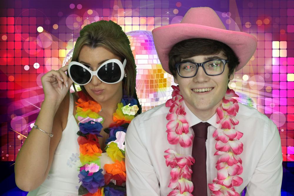 Mr & Mrs Davis | View more photos from the event at gallery.myphotoboothexperience.co.uk/u/MyPhotoBoothExperienceLtd/Mr-Mrs-Davis